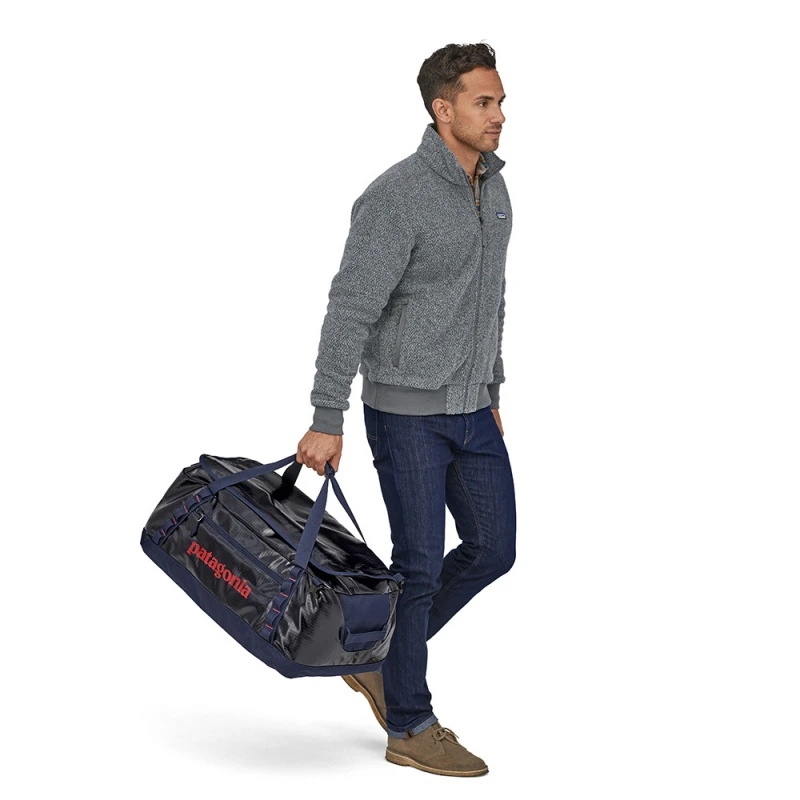 Patagonia Black Hole Duffel 55L Classic Navy 5 Patagonia Black Hole Duffel 55L Classic Navy – Image 3