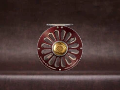 Frödin SALAR Fly Reel Burgundy 8 Frödin SALAR Fly Reel Burgundy -Pêche Équipement Magasin SAR 004r 3