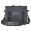 Yeti Hopper Flip 18 - Charcoal 2 Yeti Hopper Flip 18 - Charcoal -Pêche Équipement Magasin SKU 162 1357 1